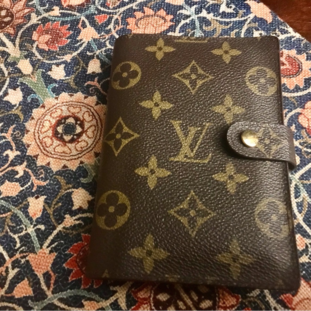 🤗 SOLD👏🏻👏🏻👏🏻 Louis Vuitton Agenda